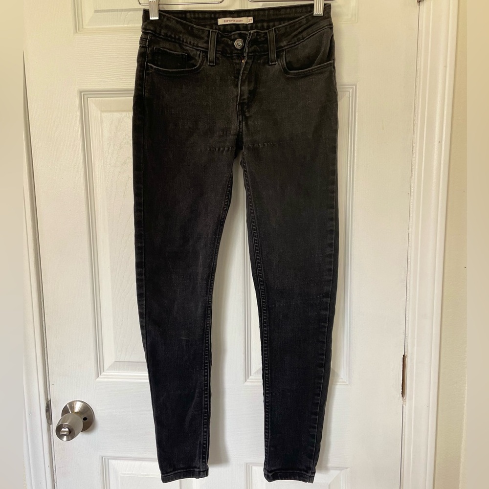 Levi’s - Black Skinny Jeans